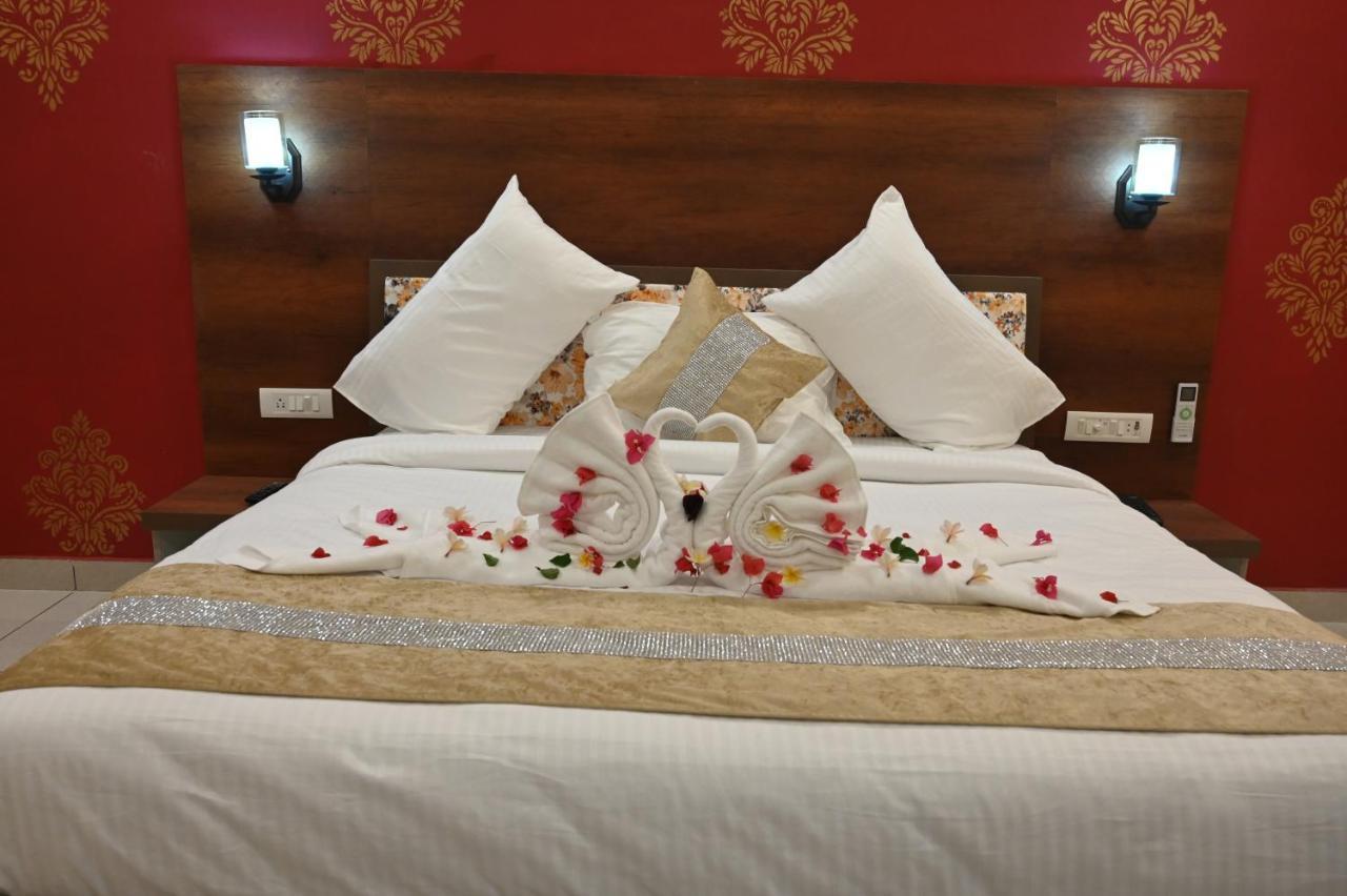 Hotel Bhairav Niwas ไบคาเนอร์ ภายนอก รูปภาพ