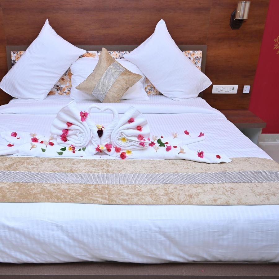 Hotel Bhairav Niwas ไบคาเนอร์ ภายนอก รูปภาพ